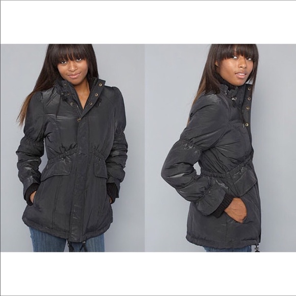 Free People Woman's Puffer Coat - Picture 2 of 8